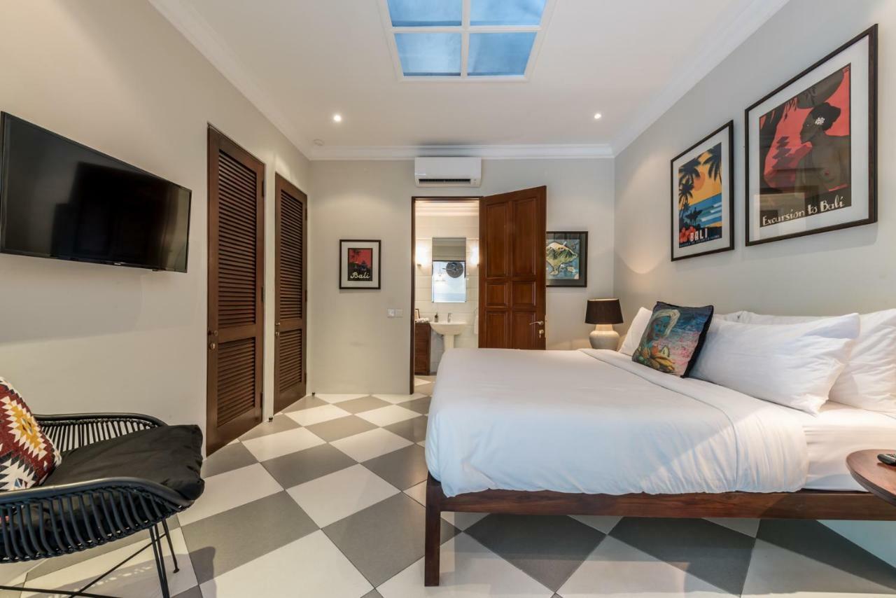 Central 3 Bedroom Villa Close To Seminyak Beach 외부 사진